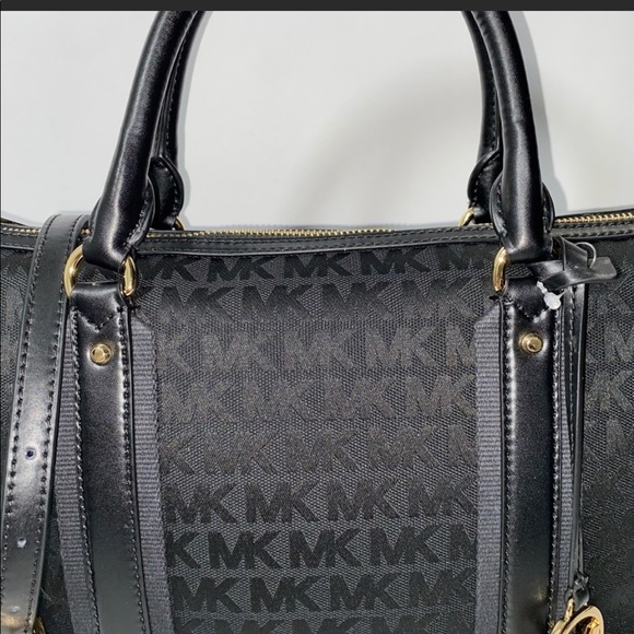 Michael Kors Griffin Satchel M  black leather. - Picture 8 of 11